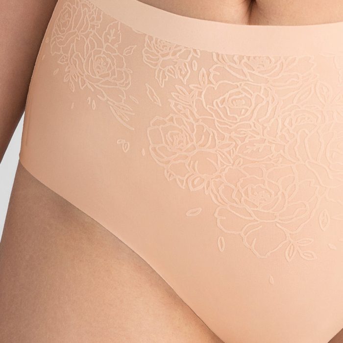 SilhouetteRBrief-ZoomIn-Blush.jpg