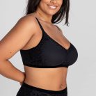 SilhouetteRosesBra-Model-Vamp-1X-Julia-Side.jpg