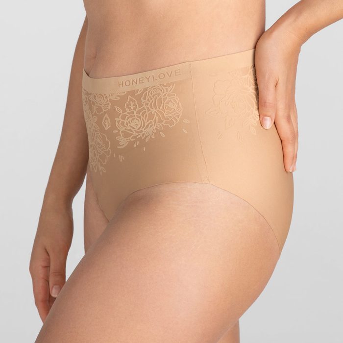 SilhouetteRosesBrief-Model-Sand-M-Elle-Side.jpg