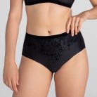 SilhouetteRosesBrief-Model-Vamp-M-Elle-Front.jpg