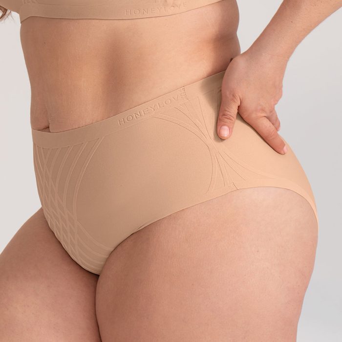 Silhouette_Brief-Model-Sand-1X-Brianna-Side.jpg