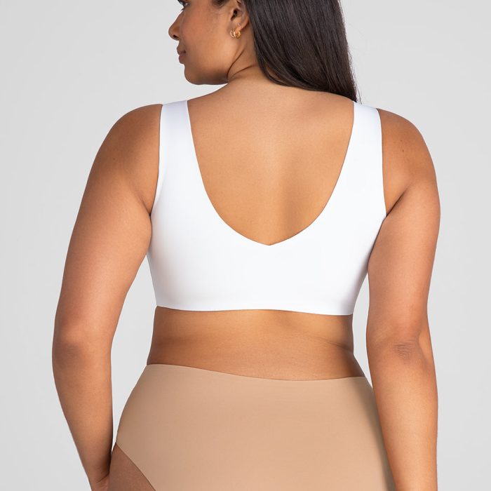 SoftFormBra-Model-Astral-1X-Julia-Back.jpg
