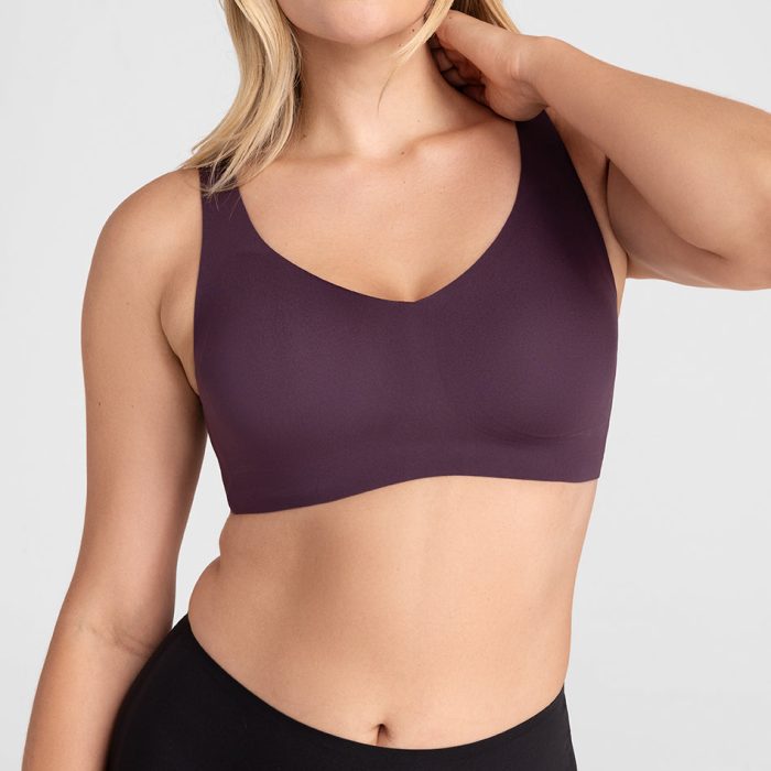 SoftFormBra-Model-Aubergine-M-Elle-Front.jpg