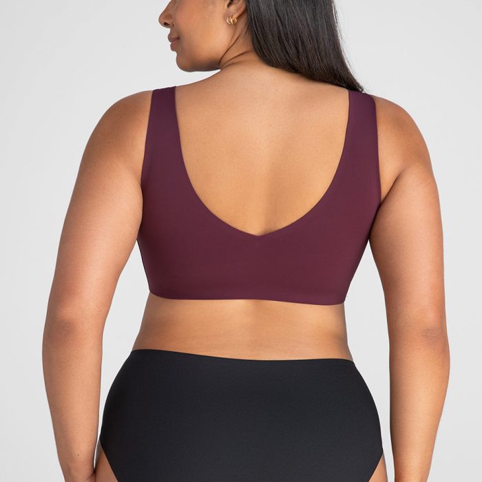 SoftFormBra-Model-Fig-1X-Julia-Back.jpg