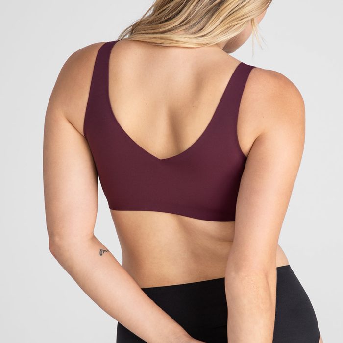 SoftFormBra-Model-Fig-M-Elle-Back.jpg