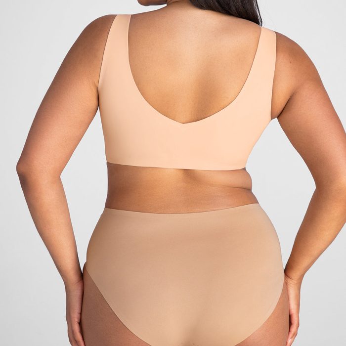 SoftFormBra-Model-Rose_Tan-1X-Julia-Back.jpg