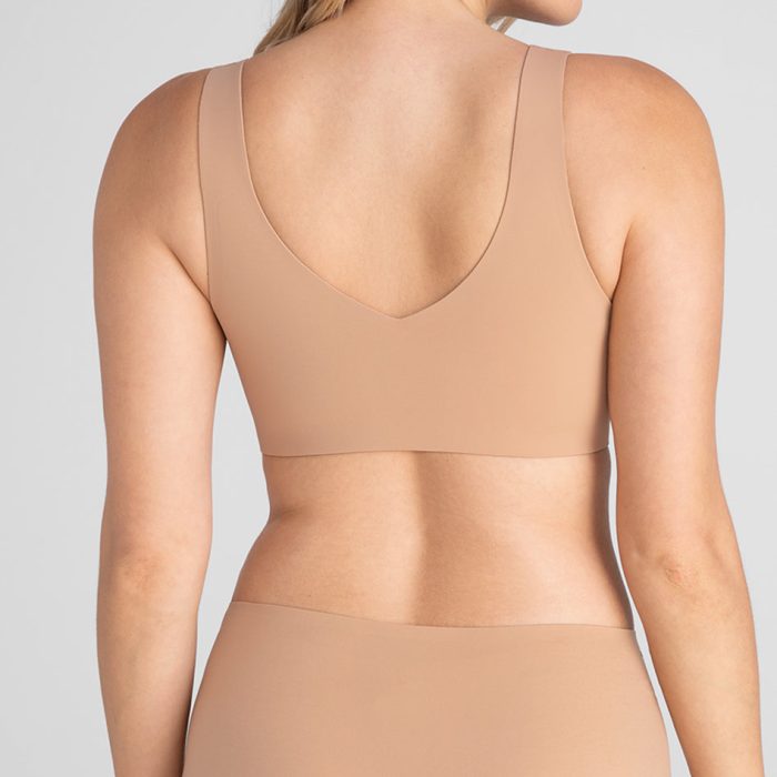 SoftFormBra-Model-Sand-M-Elle-Back.jpg