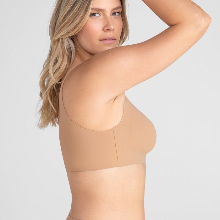 SoftFormBra-Model-Sand-M-Elle-Side.jpg