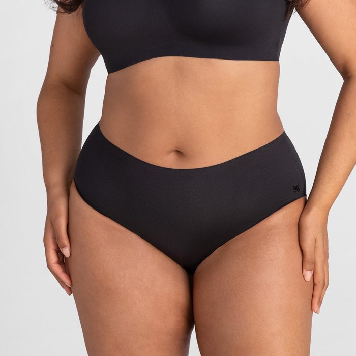 SoftFormCottonHRBrief-Model-Vamp-1X-Julia-Front.jpg