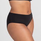 SoftFormCottonHRBrief-Model-Vamp-1X-Julia-Side.jpg