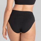SoftFormCottonHRBrief-Model-Vamp-M-Elle-Back.jpg