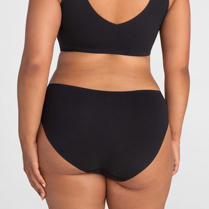 SoftFormCottonMRB-Model-Vamp-1X-Julia-Back.jpg