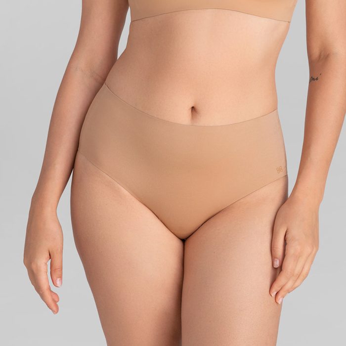 SoftFormHighRiseBrief-Model-Sand-M-Elle-Front.jpg