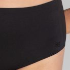 SoftFormHighRiseBrief-ZoomIn-Vamp.jpg