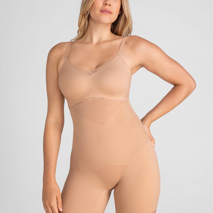 SuperPowerGirlShort-Model-Sand-M-Elle-Front.jpg