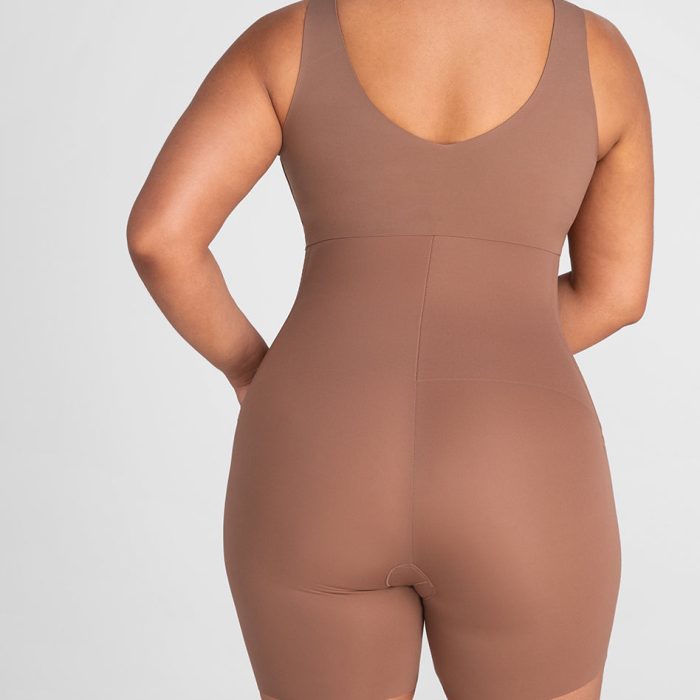 SuperPowerGirlShort-Model-Toffee-1X-Julia-Back.jpg
