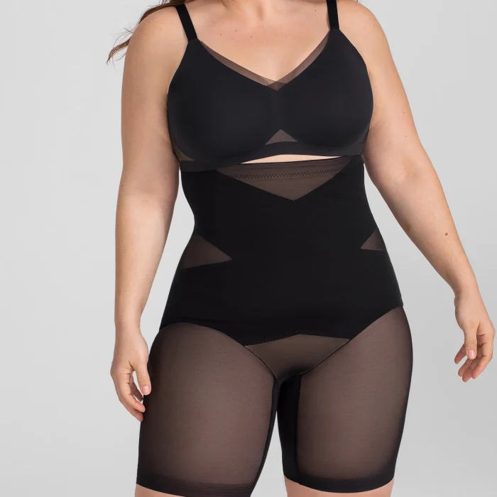 SuperPower_Short_Runway_1X_Brianna_01543_R1.webp