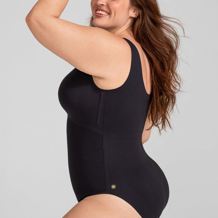 TankBodysuit-Model-Vamp-1X-Brianna-Side.jpg