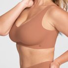 VNB-Model-Cinnamon-M-Elle-Side.jpg