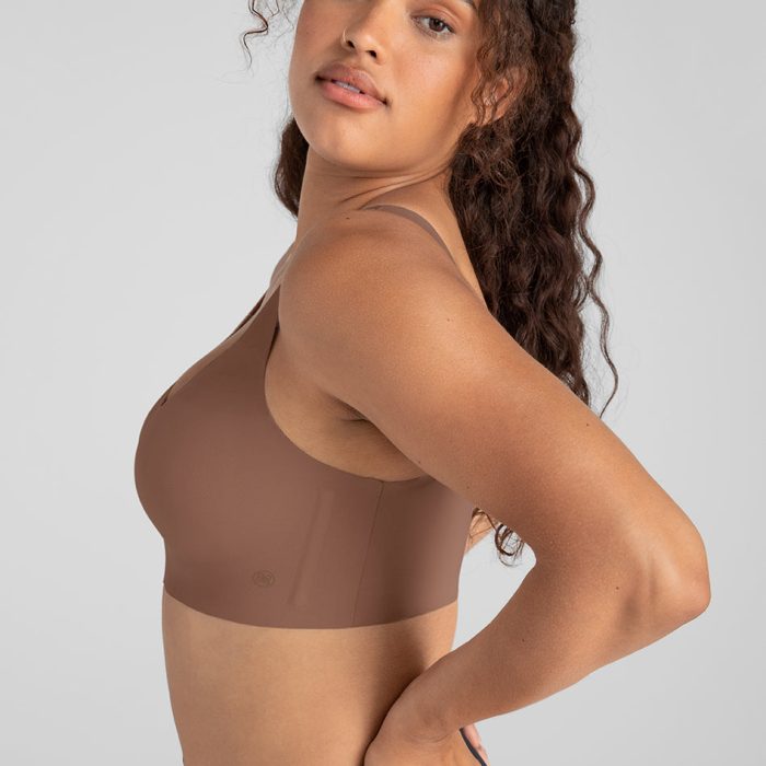 VNB-Model-Toffee-M-Mei-Side.jpg