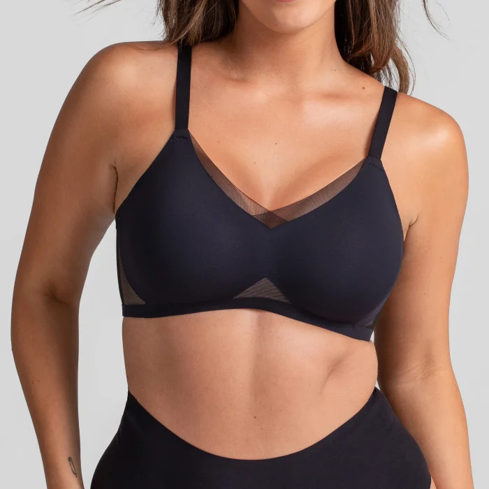 crossover_bra-runway-34DD-nicki_0436_R1_front.webp