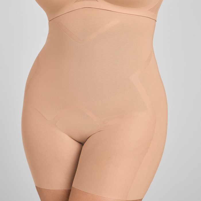 mesh_sculpt_hw_short-sand-1X-Tara_1482_R1_bb9c5285-e3ae-4169-af89-64edd7354109.jpg