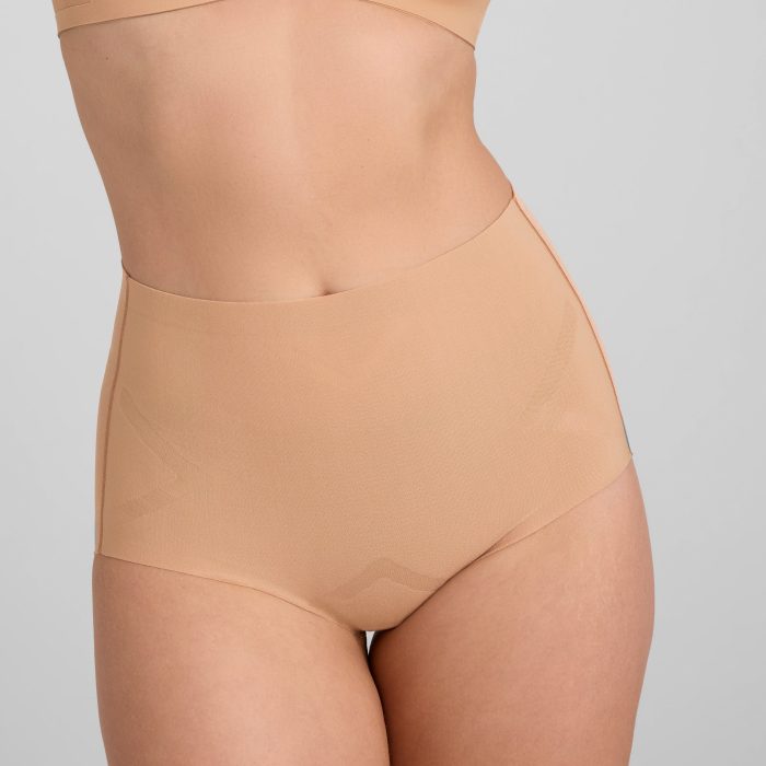 mesh_sculpt_mw_brief-sand-M-Elle_1926_R1_286543e1-4aec-4839-86e6-91c457f0075e.jpg