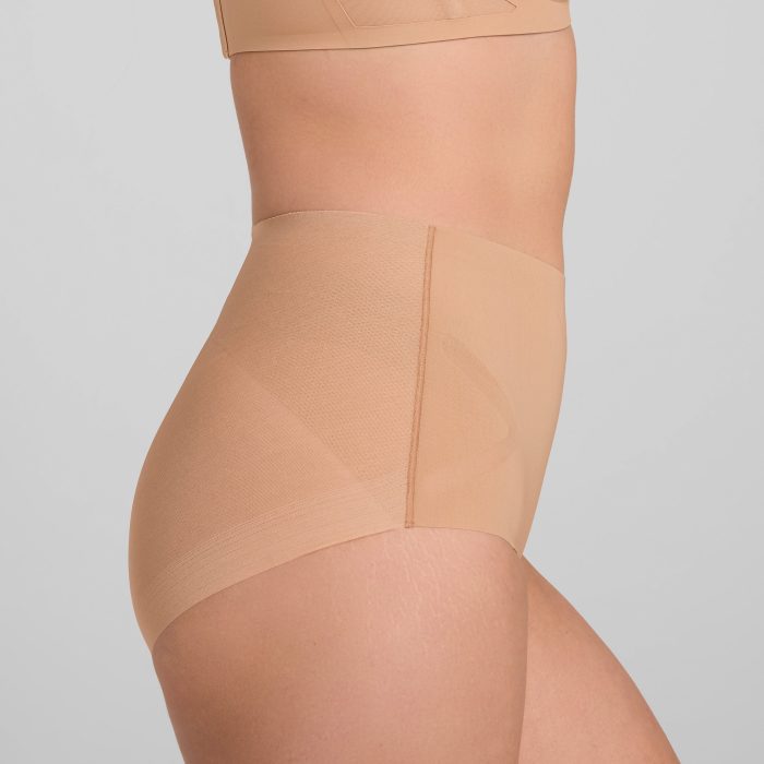 mesh_sculpt_mw_brief-sand-M-Elle_1971_R1_073f831b-1677-410a-a8e4-847283ffb668.jpg